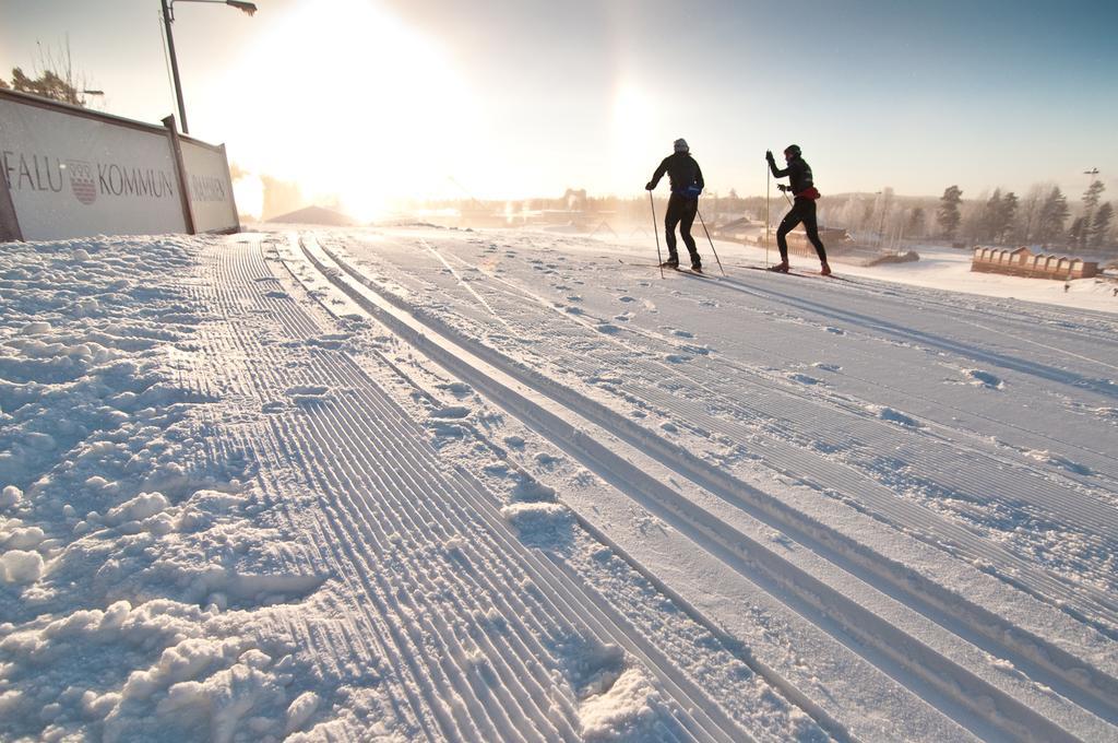 ホテル First Camp Lugnet-ファールン エクステリア 写真